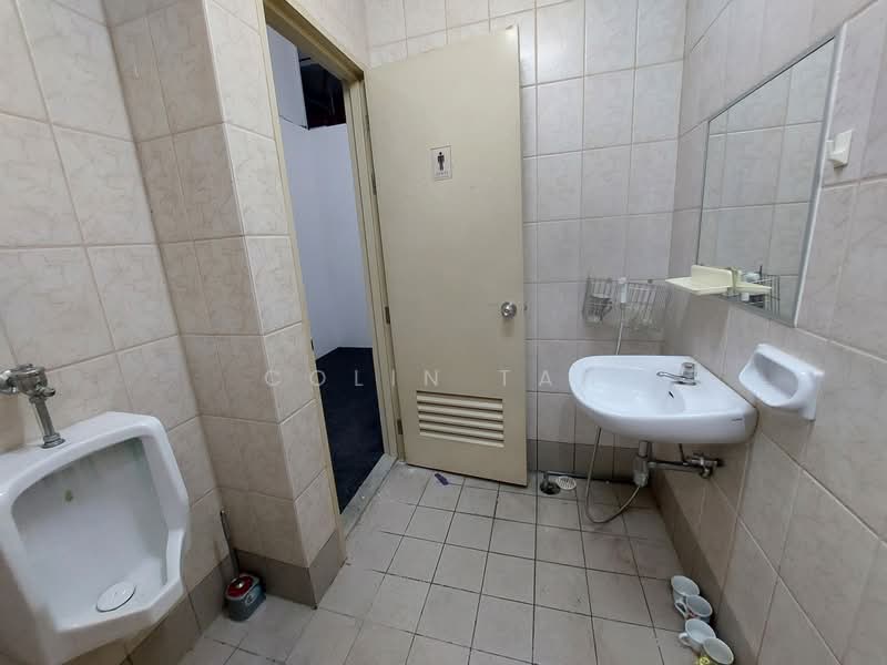 Eunos Techpark, 60 Kaki Bukit Place, 638 sqft, Factory / Workshop (B2) For Rent, by Colin Tan, 24585578 - Eunos Tech Park (Private Toilet inside unit) - CommercialGuru.com.sg