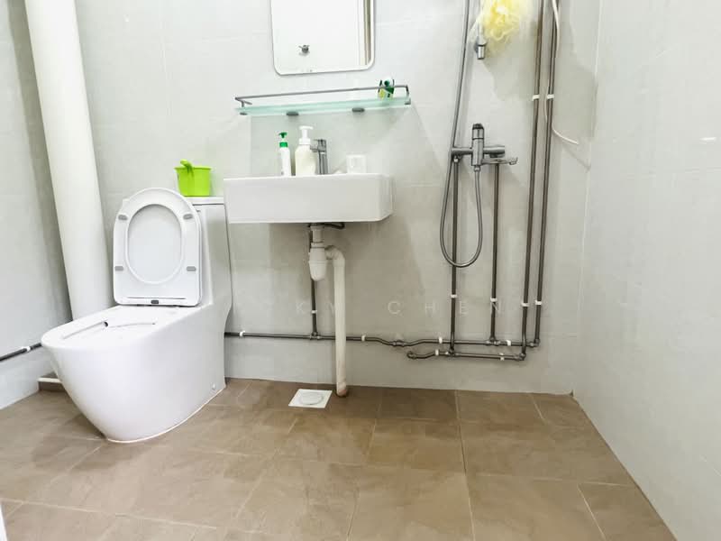 418 Hougang Avenue 8, 418 Hougang Avenue 8, 4 Bedrooms, 1,324 sqft, HDB Flat For Rent, by Vicky Chen, 24586647 - PropertyGuru.com.sg