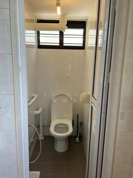 76 Bedok North Road, 76 Bedok North Road, 2 Bedrooms, 732 sqft, HDB Flat For Rent, by May Chua, 24586696 - PropertyGuru.com.sg