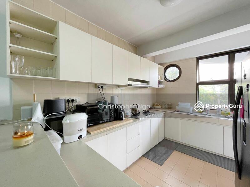 This kitchen unit not available 