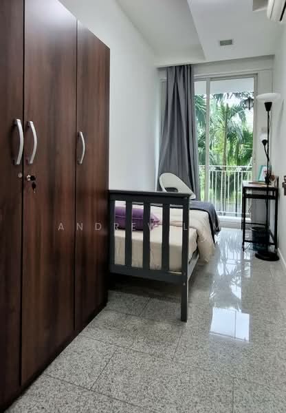12 Woodleigh Close photo 2