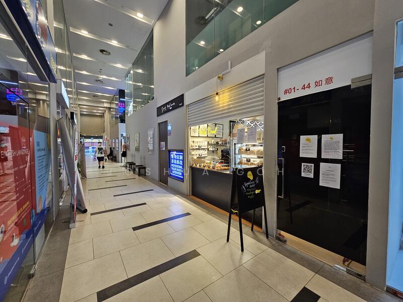 The MidTown, 1187 Upper Serangoon Road, Hougang / Punggol / Sengkang, 400 sqft, Mall Shop For Rent, by Joshua Goh, 24587057 - CommercialGuru.com.sg