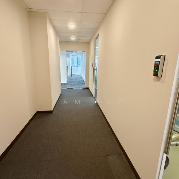 RB Capital, 22 Malacca Street, 1,200 sqft, Office For Rent, by Sam Yap, 24587685 - CommercialGuru.com.sg