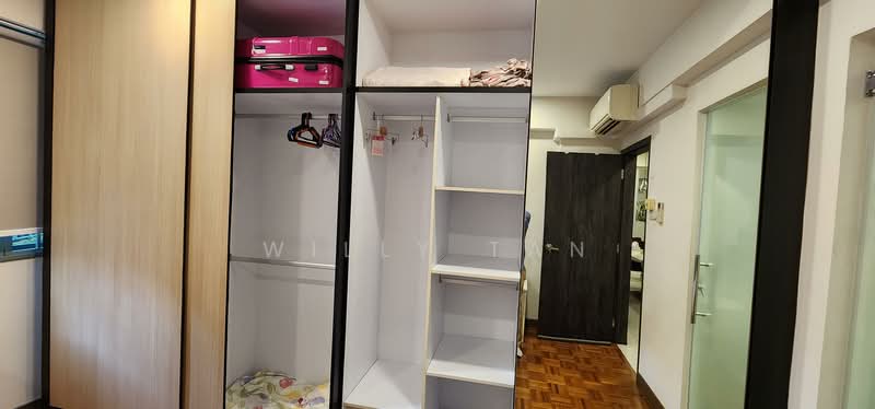 West Bay Condo, 50 West Coast Crescent, Room Rental, 220 sqft, Condominium For Rent, by Willy Tan, 24587947 - Ware robe - PropertyGuru.com.sg