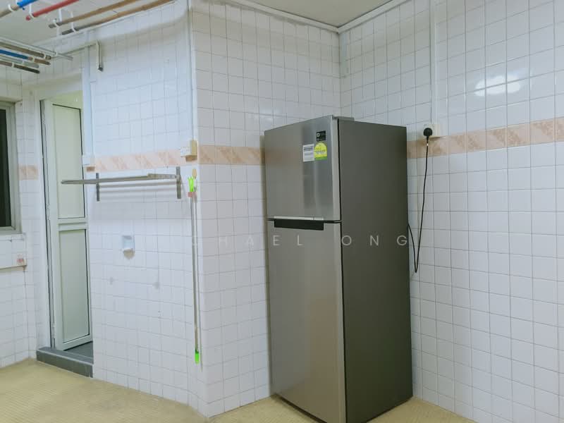 639 Ang Mo Kio Avenue 6, 639 Ang Mo Kio Avenue 6, 3 Bedrooms, 1,000 sqft, HDB Flat For Rent, by Michael Ong, 24588075 - PropertyGuru.com.sg