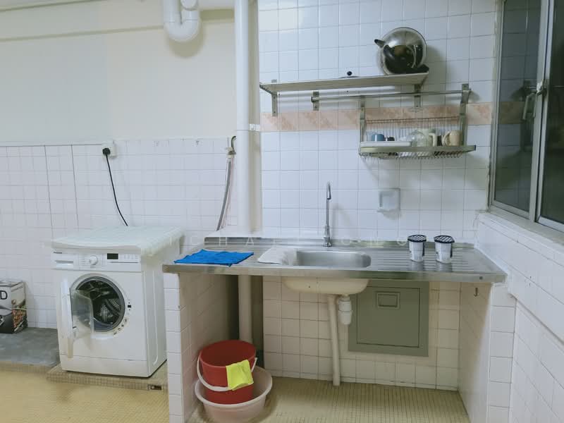 639 Ang Mo Kio Avenue 6, 639 Ang Mo Kio Avenue 6, 3 Bedrooms, 1,000 sqft, HDB Flat For Rent, by Michael Ong, 24588075 - PropertyGuru.com.sg