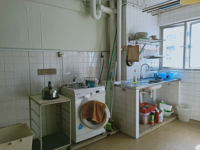 639 Ang Mo Kio Avenue 6, 639 Ang Mo Kio Avenue 6, 3 Bedrooms, 1,000 sqft, HDB Flat For Rent, by Michael Ong, 24588075 - PropertyGuru.com.sg