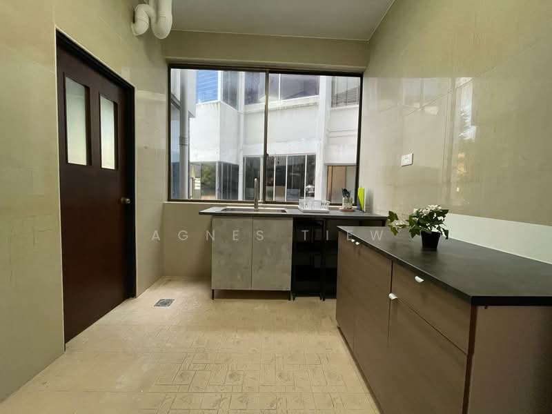 Orchid Apartment, 46-46A Eng Neo Avenue, Room Rental, 130 sqft, Apartment For Rent, by Agnes Tiew, 24588358 - PropertyGuru.com.sg