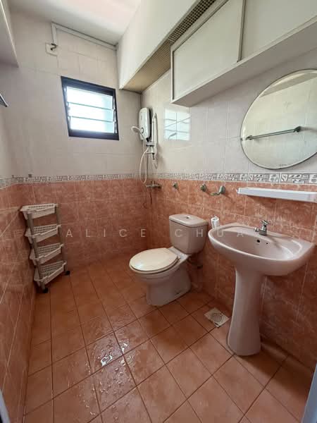 49 Jalan Tiga, 49 Jalan Tiga, 3 Bedrooms, 1,000 sqft, HDB Flat For Rent, by Alice Chua, 24588436 - PropertyGuru.com.sg