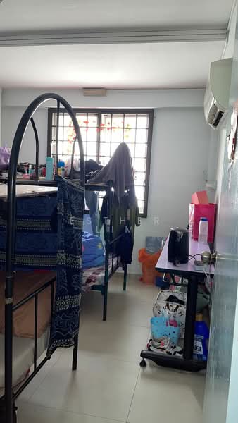 94 Lorong 4 Toa Payoh, 94 Lorong 4 Toa Payoh, 3 Bedrooms, 750 sqft, HDB Flat For Rent, by Esther Lim, 24589341 - PropertyGuru.com.sg