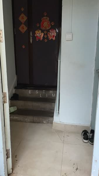 94 Lorong 4 Toa Payoh, 94 Lorong 4 Toa Payoh, 3 Bedrooms, 750 sqft, HDB Flat For Rent, by Esther Lim, 24589341 - PropertyGuru.com.sg