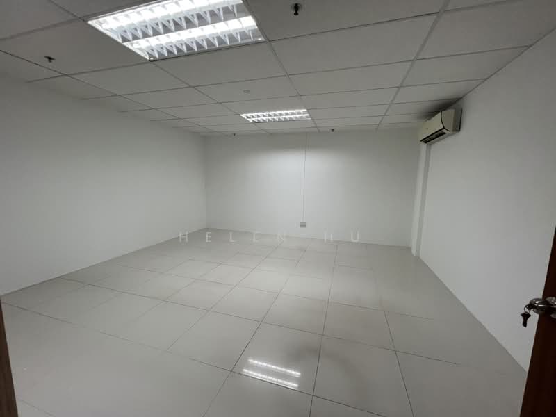 Da Jin Factory Building, 362 Upper Paya Lebar Road, 364 sqft, Office For Rent, by Helen HU, 24589536 - Room A - CommercialGuru.com.sg
