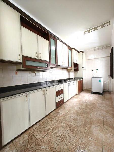 684A Choa Chu Kang Crescent, 684A Choa Chu Kang Crescent, Dairy Farm / Bukit Panjang / Choa Chu Kang, 3 Bedrooms, 1,184 sqft, HDB Flat For Rent, by Chua RenJie (RJ), 24589567 - PropertyGuru.com.sg