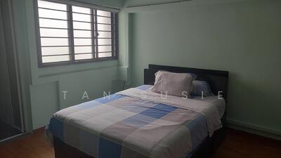For Rent - 240 Hougang Street 22
