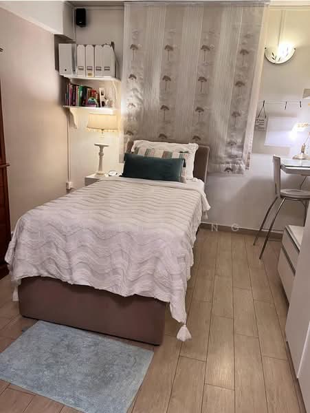 Bedroom and work station 