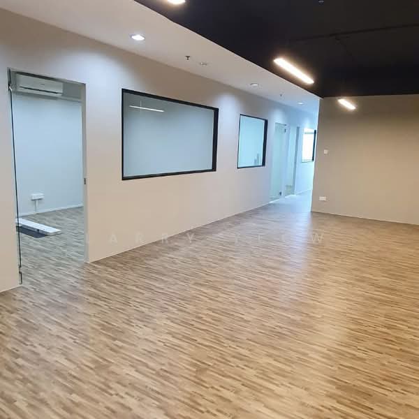 Vertex, 33 Ubi Avenue 3, 1,561 sqft, Light Industrial (B1) For Rent, by Larry Yeow, 24591008 - CommercialGuru.com.sg