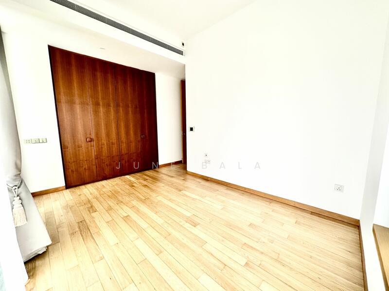 For Rent - Nouvel 18