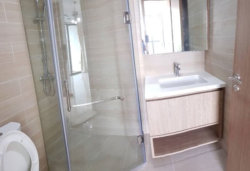 Kingsford Waterbay, 78 Upper Serangoon View, 2 Bedrooms, 689 sqft, Condominium For Rent, by Val Ong, 24591665 - PropertyGuru.com.sg
