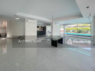 For Rent - Detached house