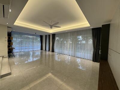 For Rent - Detached house