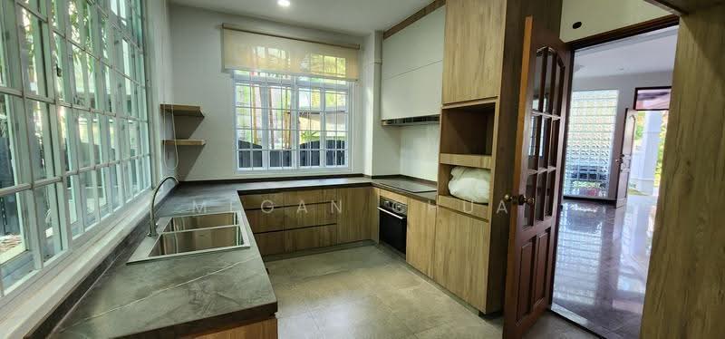 Marigold Drive, Marigold Drive, Ang Mo Kio / Bishan / Thomson, 5 Bedrooms, 3,000 sqft, Semi-Detached House For Rent, by Megan Chua, 24592317 - PropertyGuru.com.sg