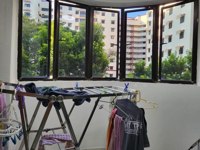 682 Choa Chu Kang Crescent, 682 Choa Chu Kang Crescent, Dairy Farm / Bukit Panjang / Choa Chu Kang, Room Rental, 150 sqft, HDB Flat For Rent, by Jess Chan, 24593610 - Balcony - PropertyGuru.com.sg
