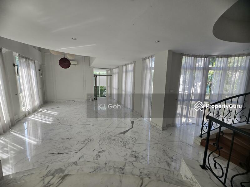 For Rent - ⭐️⭐️LANDED7772@BUNGALOW WITH BASEMENT AND POOL NEAR BUKIT TIMAH/STEVEN MRT. ☎️KL 83827772