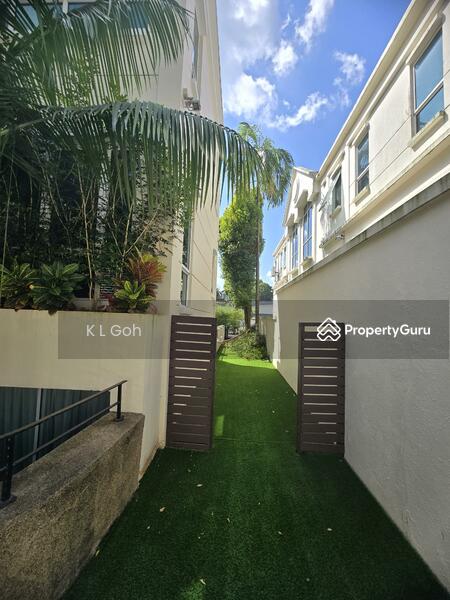 For Rent - ⭐️⭐️LANDED7772@BUNGALOW WITH BASEMENT AND POOL NEAR BUKIT TIMAH/STEVEN MRT. ☎️KL 83827772