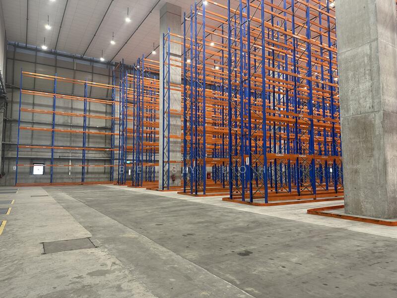 Ground Floor #01 Ceiling Height 15m, Floor Loading 40kn/m2, Dedicated Bays, Tuas, 37,500 sqft, Warehouse For Rent, by Betsy Loh, 24594667 - CommercialGuru.com.sg