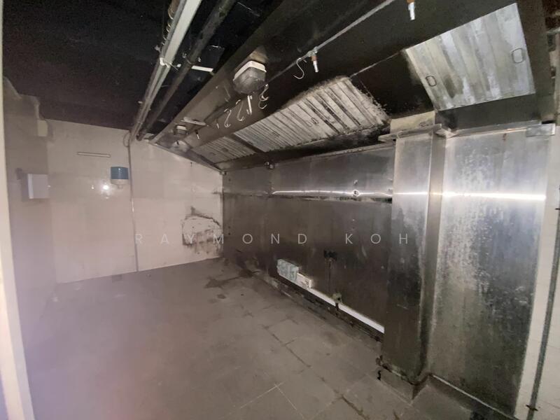 Arab/ Bussorah Street / Beach Road/ North Bridge Road, Bussorah Street, Beach Road / Bugis / Rochor, 2,900 sqft, Food & Beverage For Rent, by Raymond Koh, 24594719 - CommercialGuru.com.sg