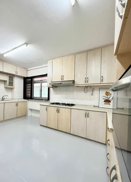 581 Pasir Ris Street 53, 581 Pasir Ris Street 53, 4 Bedrooms, 1,593 sqft, HDB Flat For Rent, by Jess Tan, 24596722 - PropertyGuru.com.sg