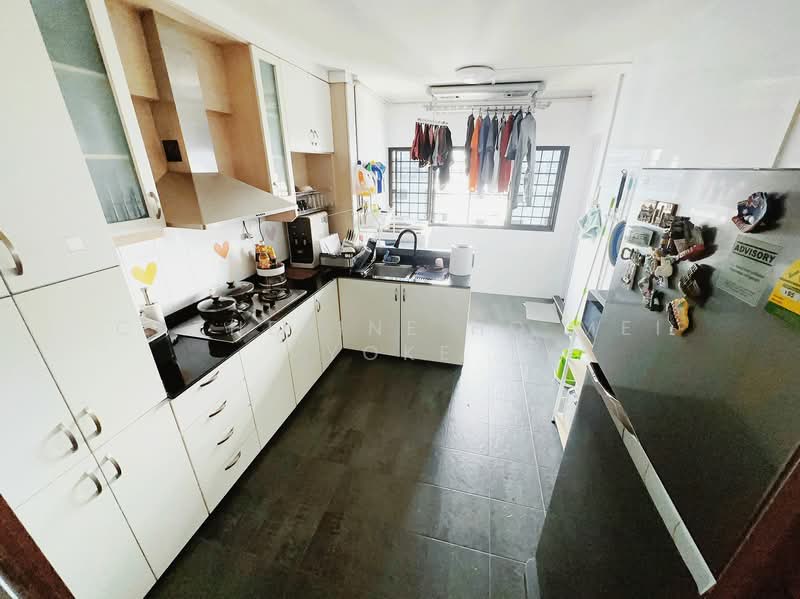 473 Ang Mo Kio Avenue 10, 473 Ang Mo Kio Avenue 10, 3 Bedrooms, 980 sqft, HDB Flat For Sale, by Catherine Ho Mei Yoke, 24597255 - Kitchen - PropertyGuru.com.sg