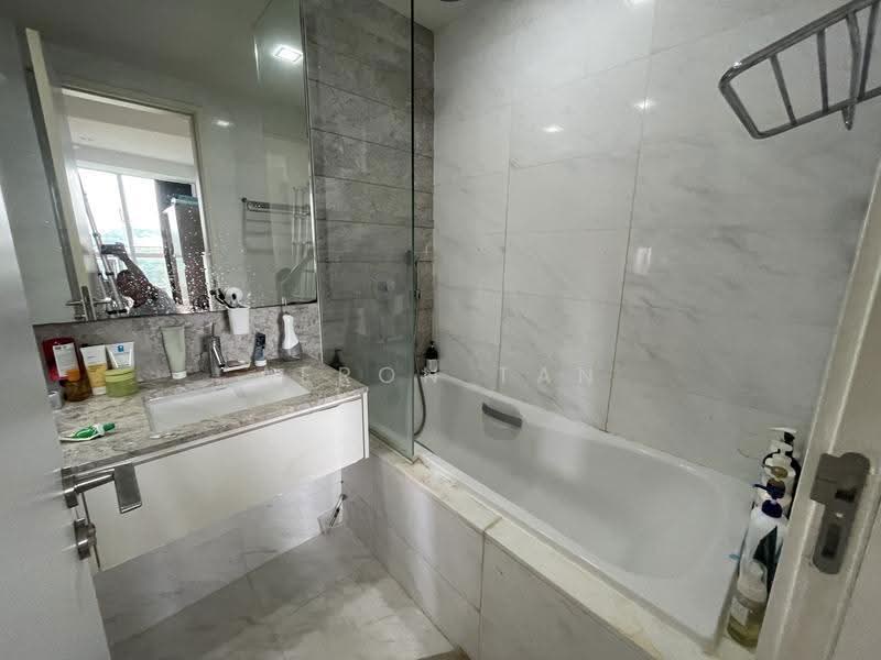 Reflections at Keppel Bay, 23 Keppel Bay View, Harbourfront / Telok Blangah, 2 Bedrooms, 1,012 sqft, Condominium For Rent, by Aeron Tan, 24597657 - PropertyGuru.com.sg