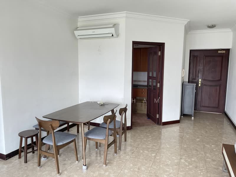 Westmere, 77 Jurong East Street 13, Room Rental, 250 sqft, Condominium For Rent, by Lynn Tham, 24598084 - Living and Dining  - PropertyGuru.com.sg