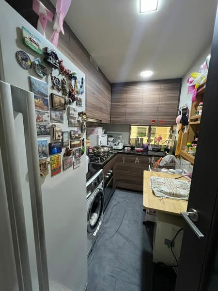 Jade Residences, 1 Lew Lian Vale, 2 Bedrooms, 732 sqft, Apartment For Rent, by Paul Tan, 24598601 - PropertyGuru.com.sg