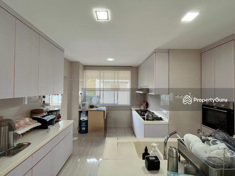 For Rent - Dynasty Lodge