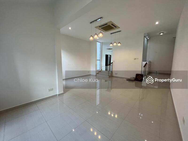 For Rent - Dynasty Lodge