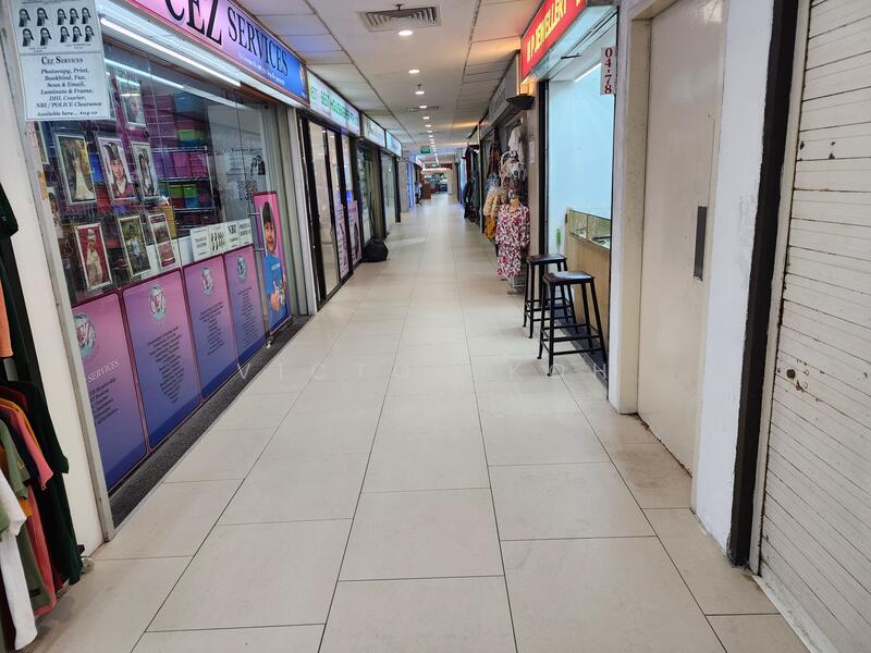 Lucky Plaza, 304 Orchard Road, 398 sqft, Mall Shop For Sale, by Victor Koh, 24600902 - CommercialGuru.com.sg