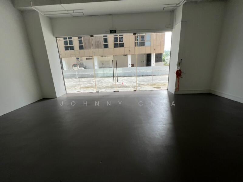 Interlocal Centre, 100G Pasir Panjang Road, Buona Vista / West Coast / Clementi New Town, 1,636 sqft, Light Industrial (B1) For Rent, by Johnny Chia, 24601097 - CommercialGuru.com.sg