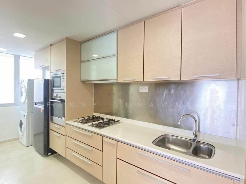 For Rent - 8 @ Mount Sophia