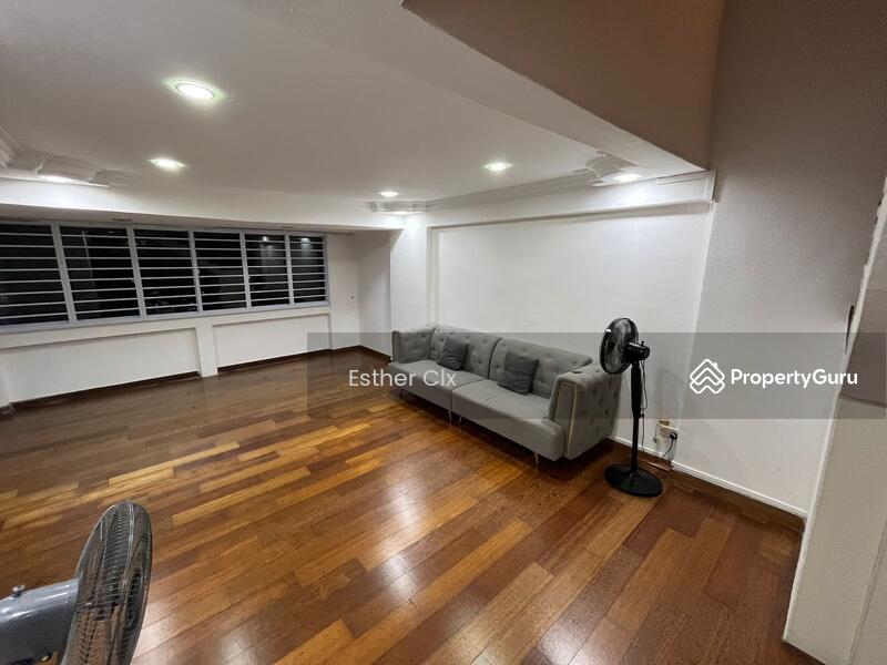 For Rent - 558 Jurong West Street 42
