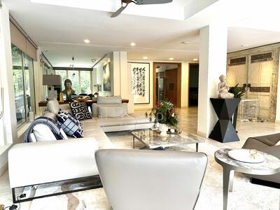 For Sale - Sixth Avenue