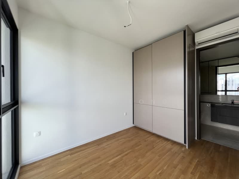 Avenue South Residence, 1 Silat Avenue, 2 Bedrooms, 689 sqft, Condominium For Rent, by Jenna Tong, 24602723 - Master Room - PropertyGuru.com.sg