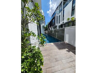 For Sale - ❤️华丽的现代大洋房EXCLUSIVE ❤️BEAUTIFUL ELEVATED S.E. Facing BUNGALOWS