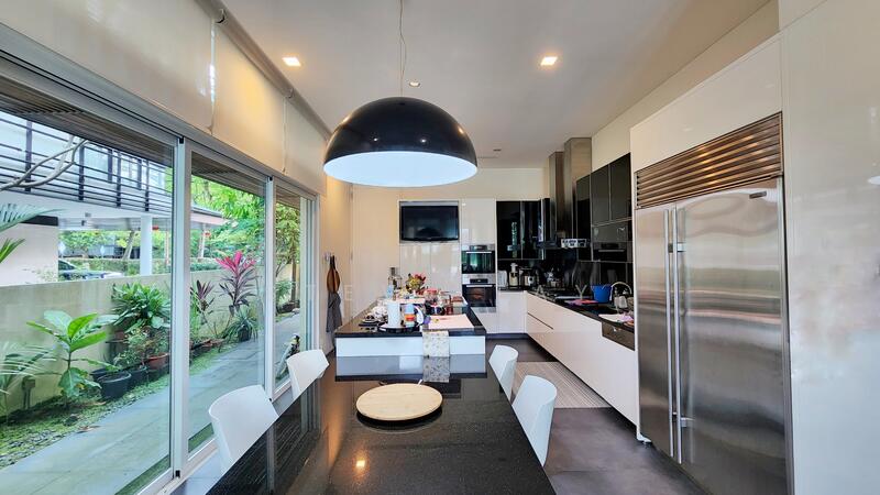 Sentosa Cove Elegant Waterfront Villa | Immaculate, Tranquil, Effortless Luxury Detached House For Sale at S$ 21,500,000 | PropertyGuru Singapore