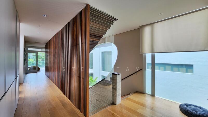 Sentosa Cove Elegant Waterfront Villa | Immaculate, Tranquil, Effortless Luxury Detached House For Sale at S$ 21,500,000 | PropertyGuru Singapore