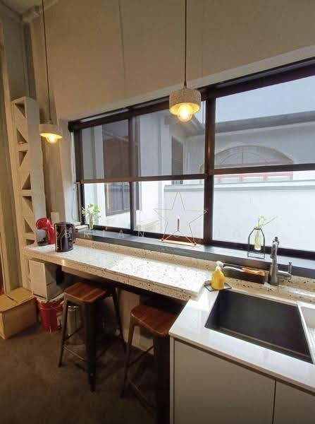 upper Serangoon road, Hougang / Punggol / Sengkang, 1 Bedroom, 847 sqft, Shophouse For Rent, by Brian Chng, 24606504 - Kitchen - PropertyGuru.com.sg