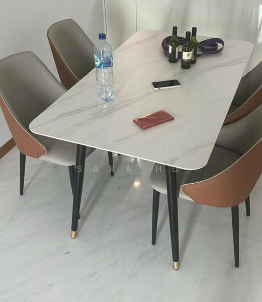 Marina One Residences, 21 Marina Way, 2 Bedrooms, 1,130 sqft, Condominium For Rent, by Sara Ho, 24606673 - dining settee - PropertyGuru.com.sg