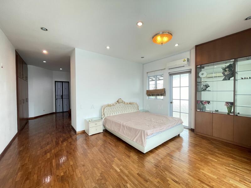 For Rent - Grand Regalia