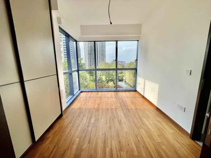 Master bedroom with floor to glass windows